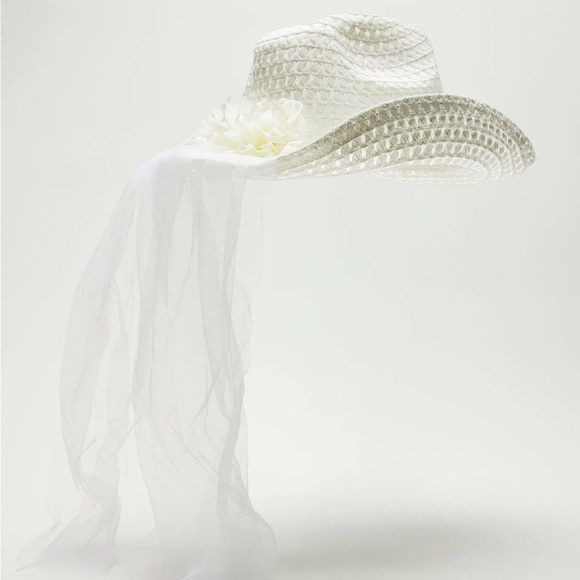LA VALENTINA Bridal Cowboy Hat - Picture 8 of 10